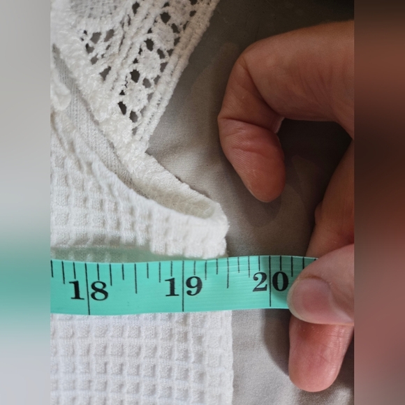 SHEIN | Frenchy Contrast Guipure Lace Tee Dress in white, Size M - Picture 11 of 13